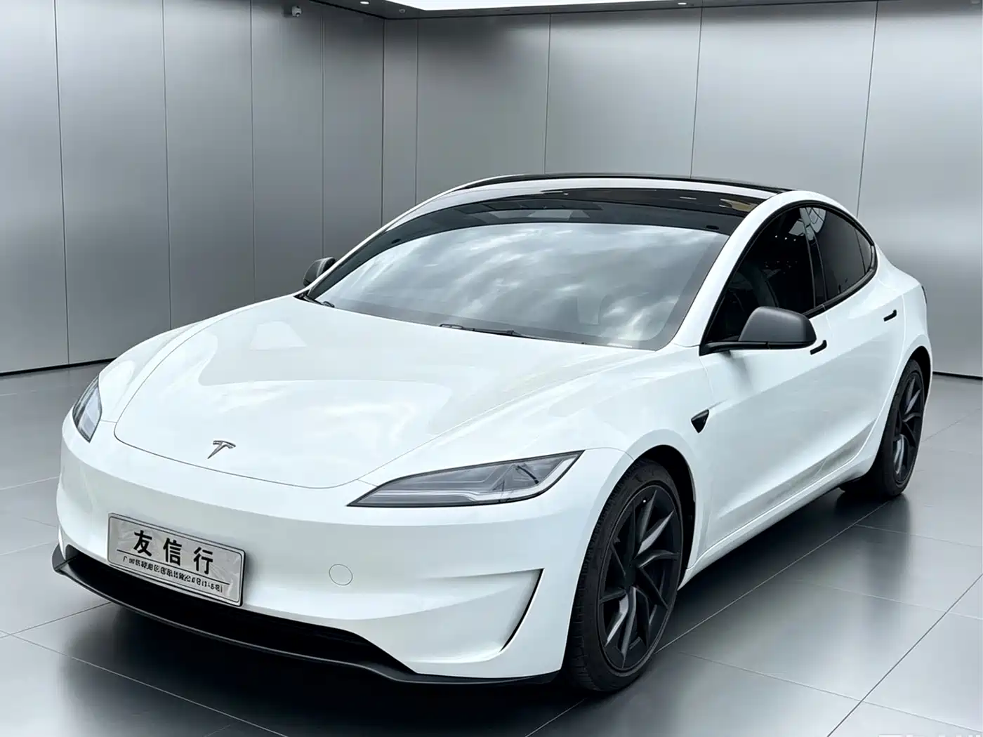 Tesla Model 3 2024 High-Performance All-Wheel Drive Edition