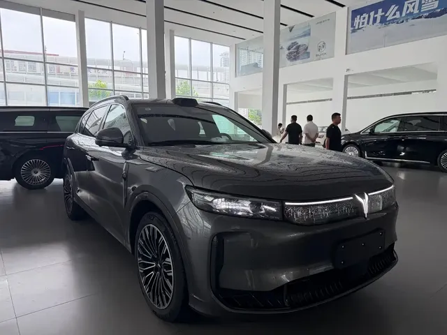 Voyah Auto VOYAH FREE 2025 FREE+ 4WD Qiankun Edition