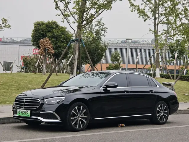 Mercedes-Benz E-Class New Energy 2022 Facelift III E 350 e L Plug-in Hybrid Sedan