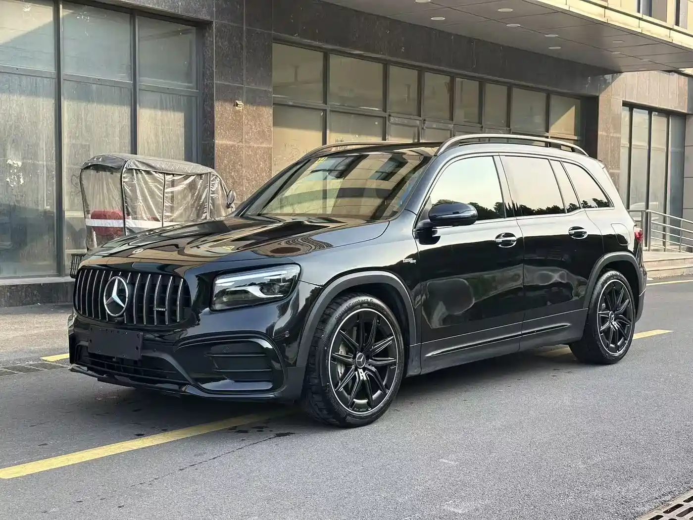 Mercedes-Benz GLB AMG 2024 AMG GLB 35 4MATIC