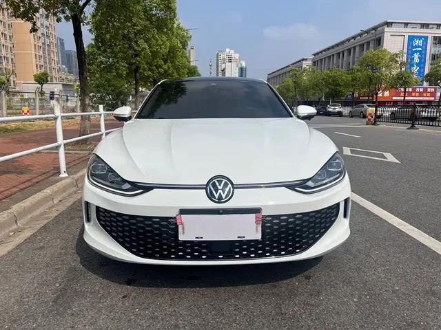 Volkswagen Lamando 2023 Lamando L 280TSI DSG Glamour Edition
