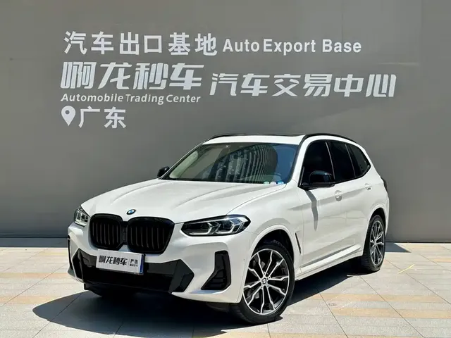 BMW X3 2023 xDrive30i Leading M Night Package