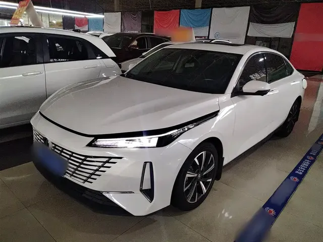Changan Eado 2024 PLUS Blue Whale NE 1.4T GDI DCT High Performance Edition
