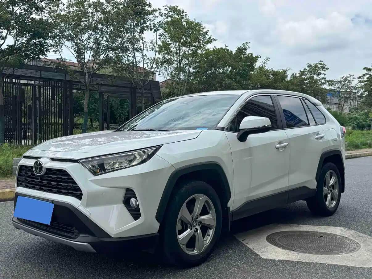 Toyota RAV4 Rongfang 2022 2.0L CVT 2WD Trend Plus Edition
