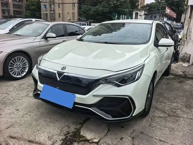 Venucia D60EV 2023 PLUS Comfort SI Type+