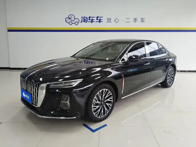 Hongqi H5 2024 2.0T Automatic Smart Connect Flag Smooth Edition