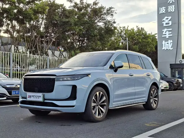 Li Auto Li ONE 2020 Extended Range 6-seater