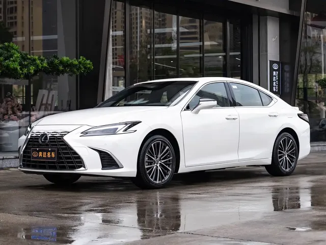 Lexus ES 2025 300h Premium Edition