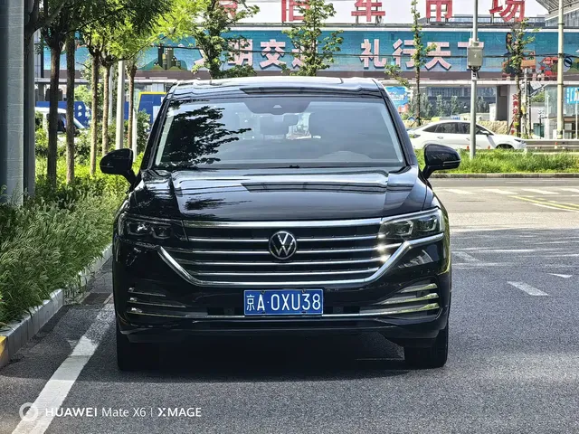 Volkswagen Viloran 2022 380TSI Premium Edition