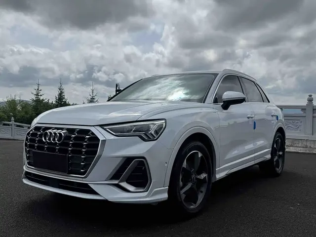 Audi Q3 2022 35 TFSI Fashion Dynamic