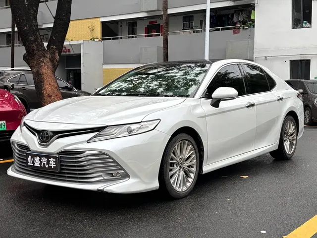 Toyota Camry 2018 2.5G Luxury Edition