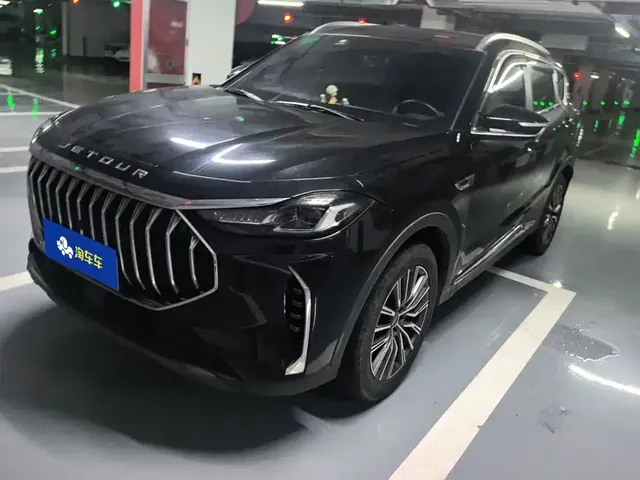 Jetour X70 PLUS 2023 1.5T DCT Warrior PLUS 5-seater