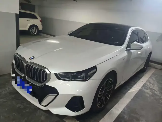 BMW 5 Series 2024 530Li Leading M Sport Package