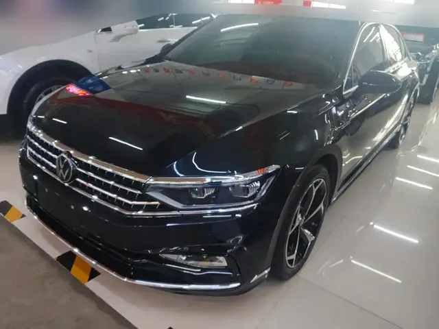 Volkswagen Magotan 2023 Model 2 Million Commemorative Edition 330TSI DSG Luxury