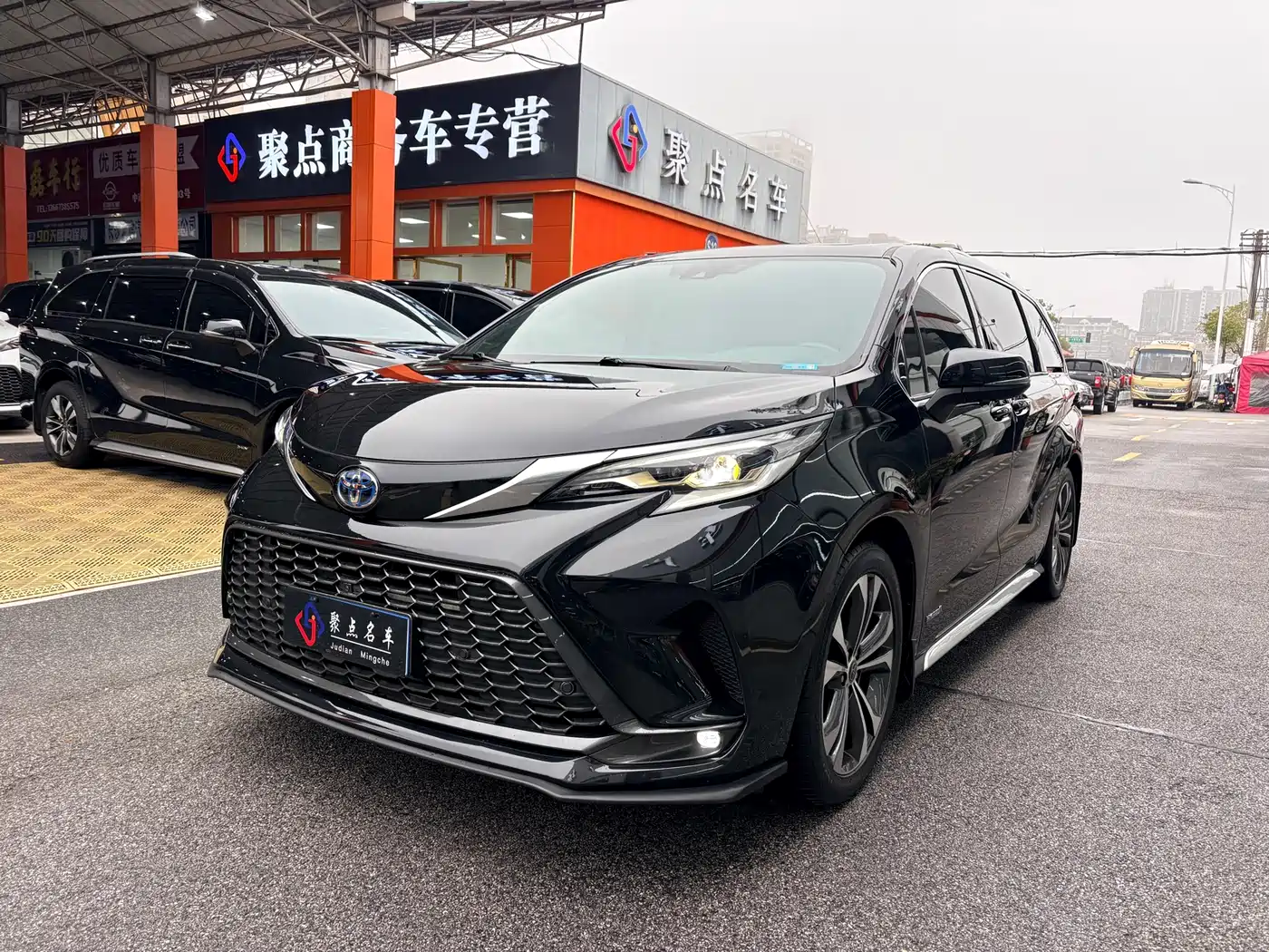 Toyota Granvia 2023 2.5L Hybrid Prestige PLUS Edition
