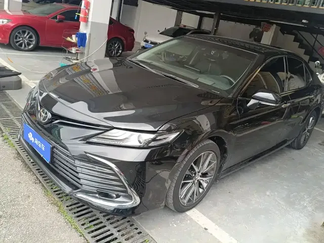 Toyota Camry 2021 2.5G Luxury Edition