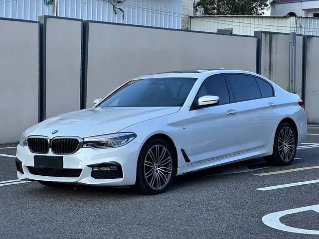 BMW 5 Series 2018 Facelift 530Li Leading M Sport Package