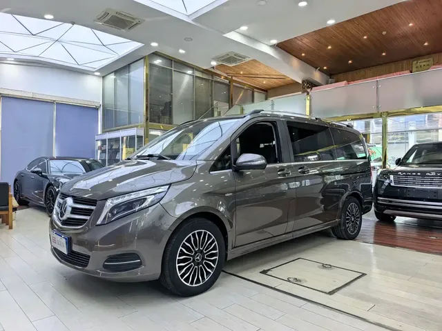 Mercedes-Benz V-Class 2018 V 260 Premium Edition China VI