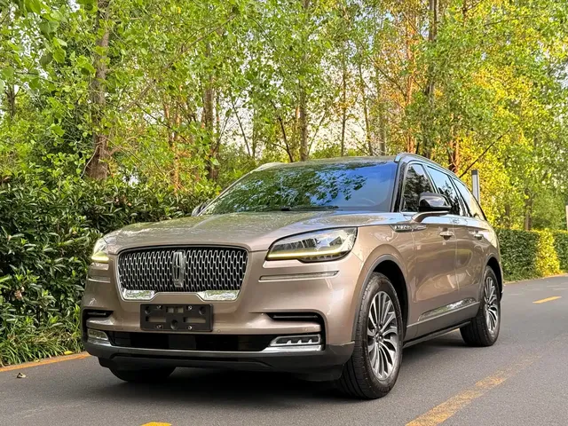 Lincoln Aviator (Import) 2020 3.0T V6 AWD Premium Luxury Edition