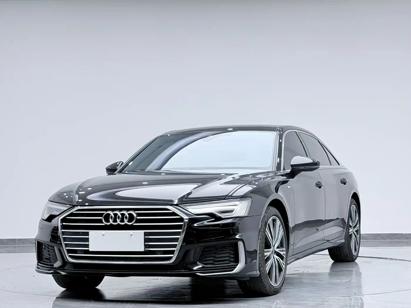 Audi A6L 2022 40 TFSI Luxury Dynamic