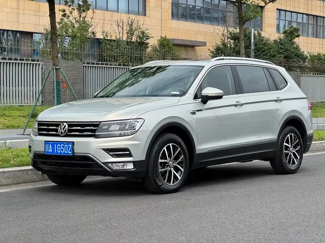 Volkswagen Tiguan L 2017 330TSI Automatic 2WD Luxury Edition