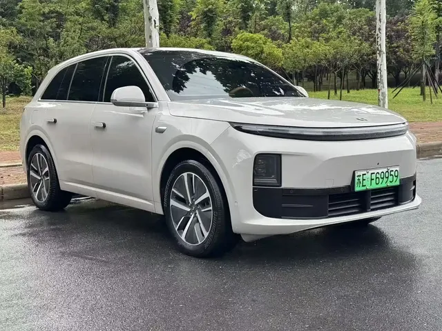Li Auto L6 2024 Pro