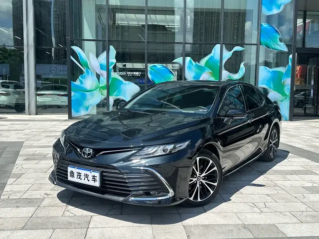 Toyota Camry 2021 2.0G Luxury Edition