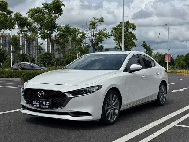 Mazda 3 Axela 2021 2.0L Automatic Quality Shine