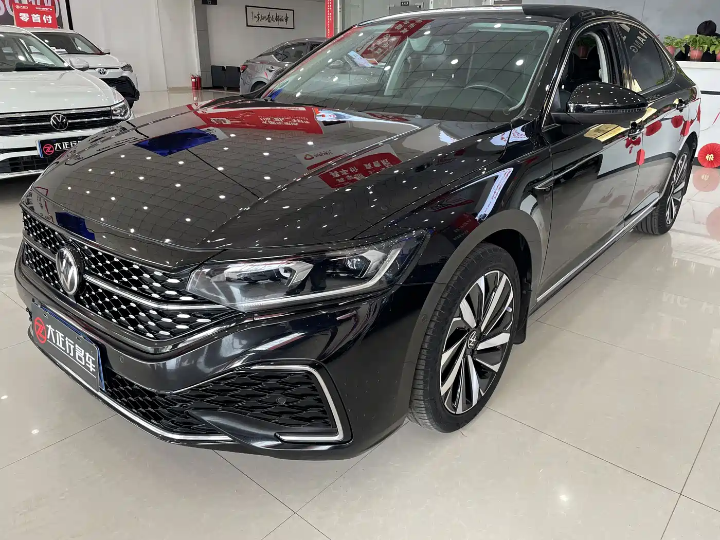 Volkswagen Passat 2022 330TSI Starlight Luxury Edition