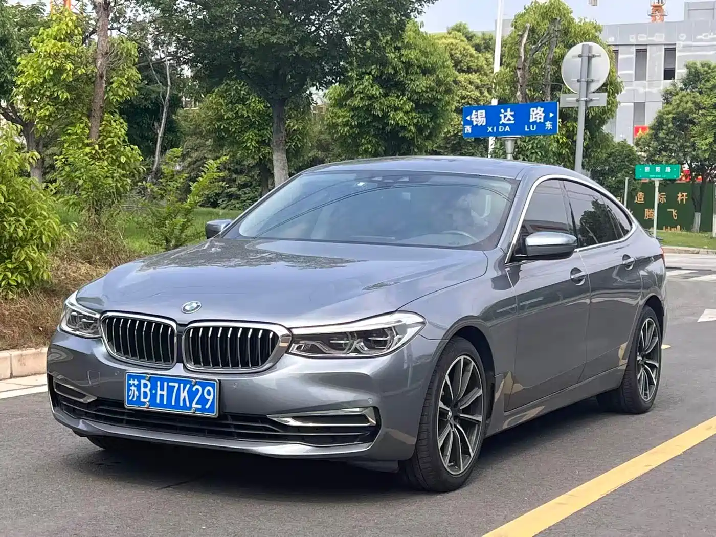 BMW 6 Series GT 2019 630i Luxury Design Package