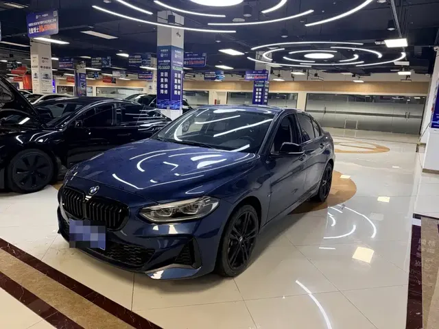 BMW 1 Series 2021 125i M Sport Black Night Edition