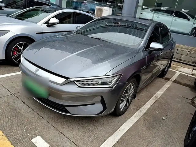 BYD Qin PLUS 2021 EV 500KM Luxury Model