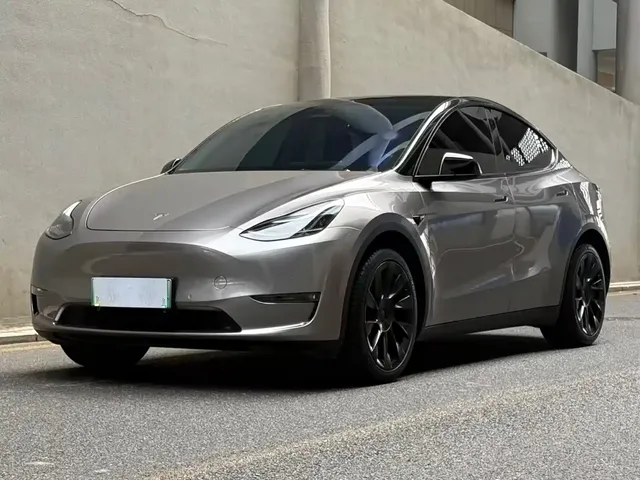 Tesla Model Y 2021 Model Long Range AWD