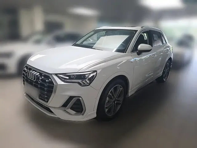 Audi Q3 2023 Facelift 40 TFSI Fashion Dynamic