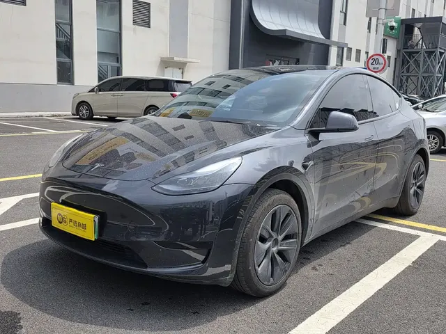 Tesla Model Y 2024 Rear-Wheel Drive Version