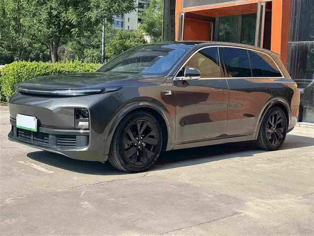Li Auto Li L8 2023 Pro