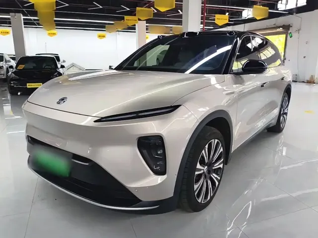NIO ES8 2023 75kWh Executive Edition