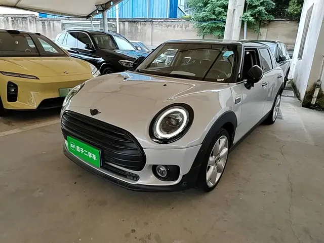 MINI CLUBMAN 2023 1.5T COOPER Connoisseur