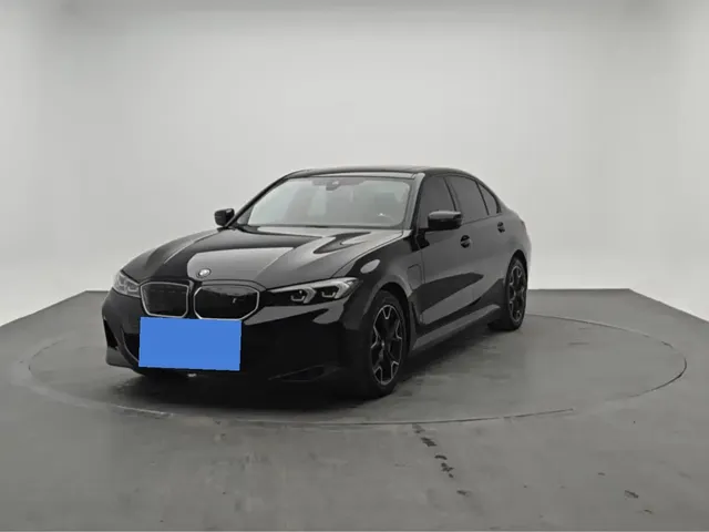BMW i3 2023 eDrive 40 L Shadowline Package