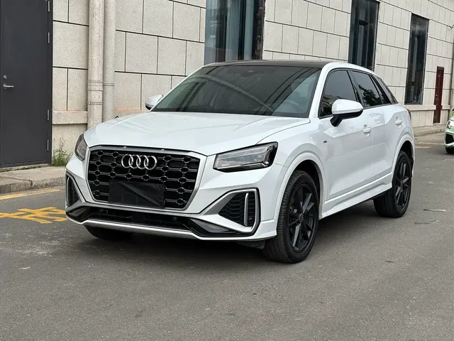 Audi Q2L 2022 35 TFSI Progressive Dynamic