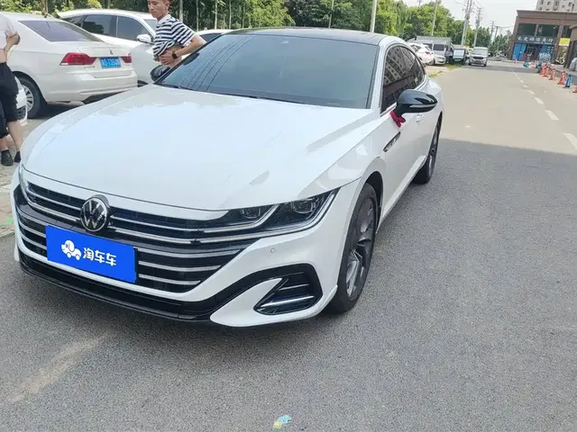 Volkswagen FAW-Volkswagen CC 2026 380TSI Eye-catching 30 Million Special Edition