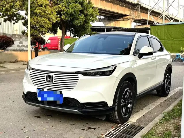 Honda Vezel 2023 1.5L CVT Pioneer Edition