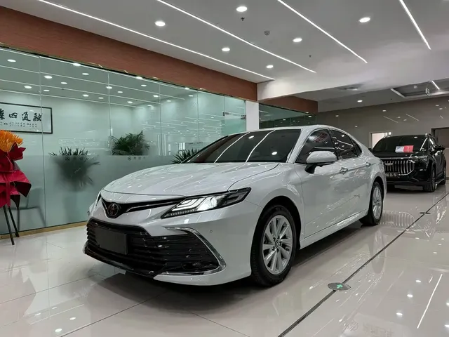 Toyota Camry 2021 2.0G Luxury Edition