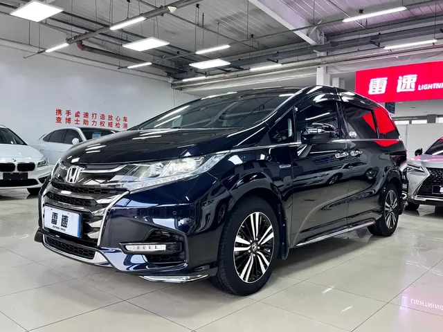 Honda Odyssey 2021 2.0L Sharp Exclusive Edition