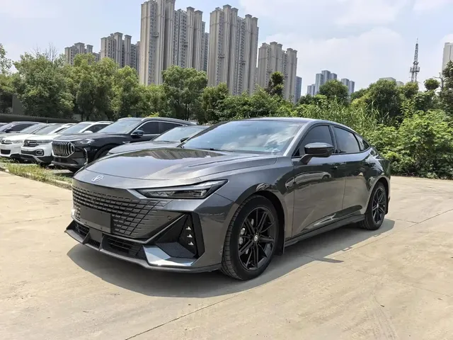 Changan UNI-V 2023 1.5T Luxury Edition