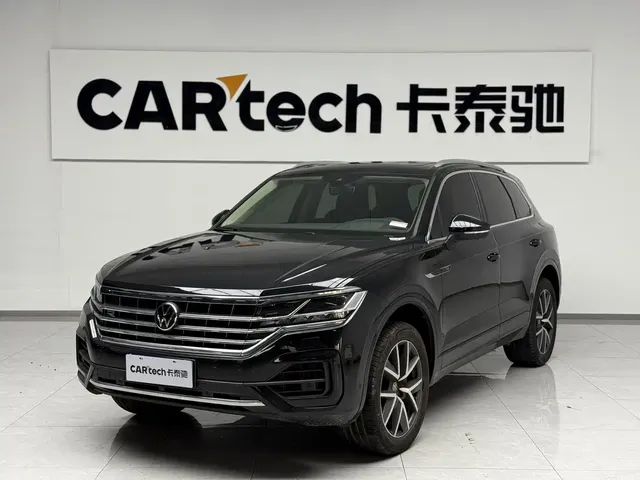 Volkswagen Touareg 2023 3.0TSI R-Line Classic Sports Package