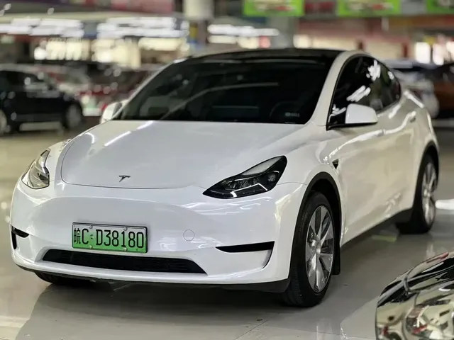 Tesla Model Y 2022 Facelift Rear-Wheel Drive Version