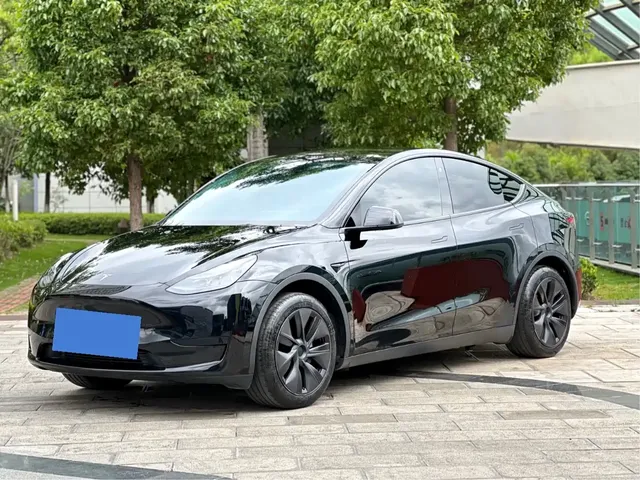 Tesla Model Y 2023 Rear-Wheel Drive Edition