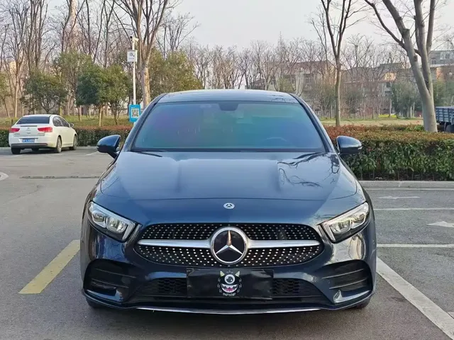 Mercedes-Benz A-Class 2019 A 200 L Sport Sedan