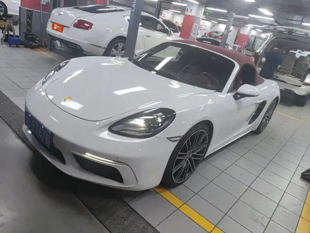 Porsche 718 2022 Boxster 2.0T